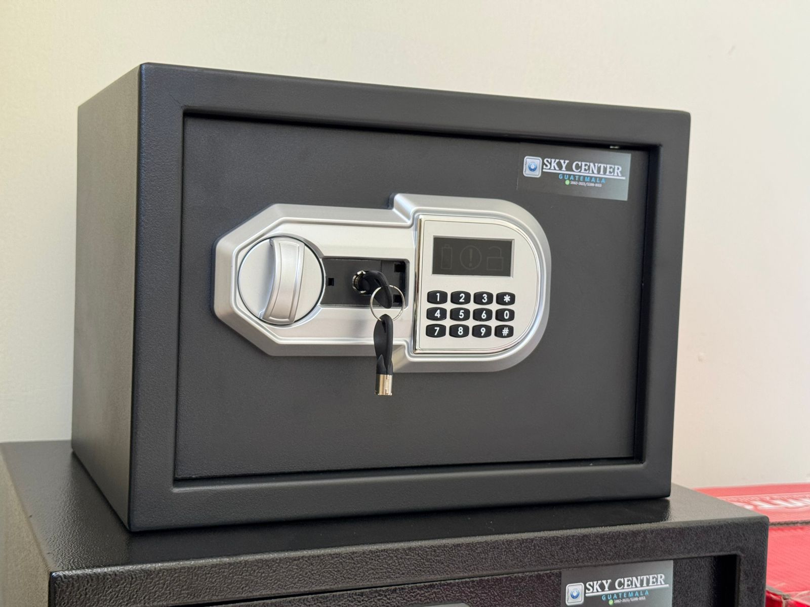 Caja Fuerte digital y llave Emtop Sky Center - Image 4